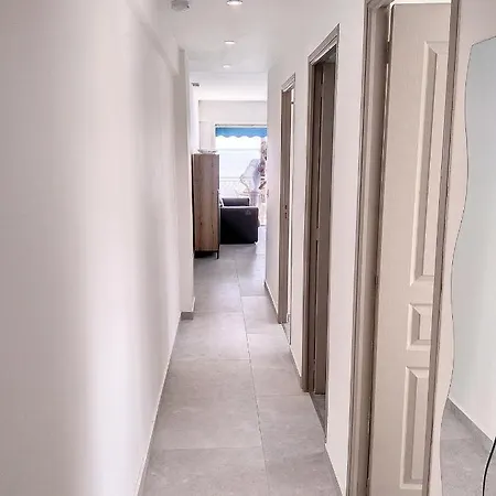 Apartment De La Juan-les-Pins